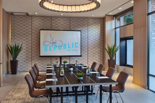 Hotel Republic San Diego, Autograph Collection by Marriott