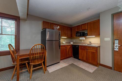 A318 One Bedroom & Loft Standard View in Oakland, USA