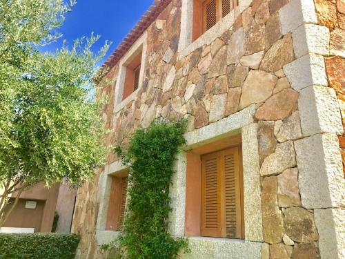 Boutique Apartment no 24 with Sea View and large Pool