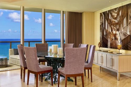 The St. Regis Bal Harbour Resort