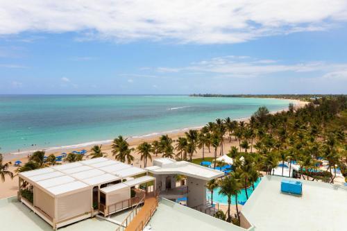 Courtyard by Marriott Isla Verde Beach Resort