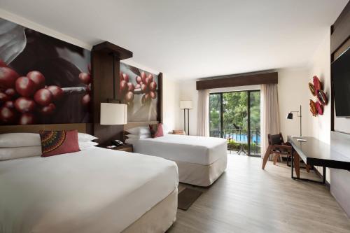 2 double beds