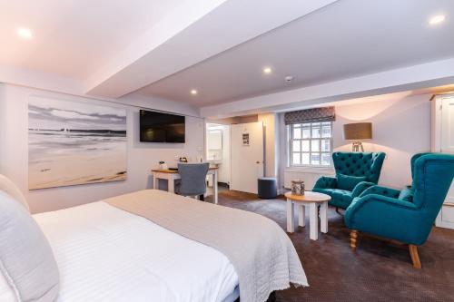 โรงแรมบัคกิ้งแฮมวิลเลอร์ส (Buckingham Villiers Hotel) in บักกิ้งแฮม