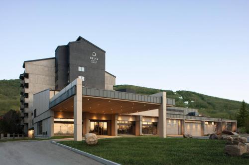 Delta Hotels by Marriott Mont Sainte-Anne, Resort & Convention Center - Accommodation - Beaupré