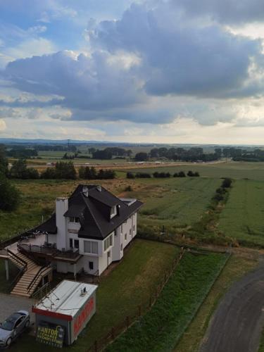 Hotelik Dworek Legnickie Pole 4km od Legnicy