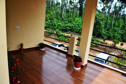 GoodVibes Homestay - Water Stream & Estate