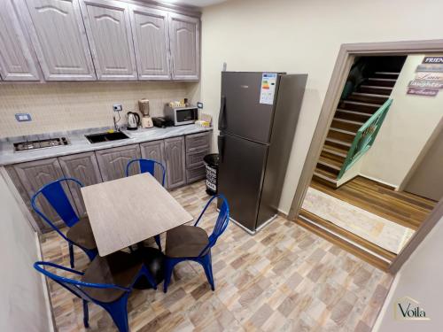 Basic Triple Room with Shared Bathroom image 6