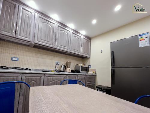 Basic Triple Room with Shared Bathroom image 5