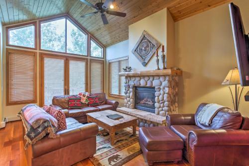 Steamboat Springs Townhome - 1 Block to Lifts! - main image