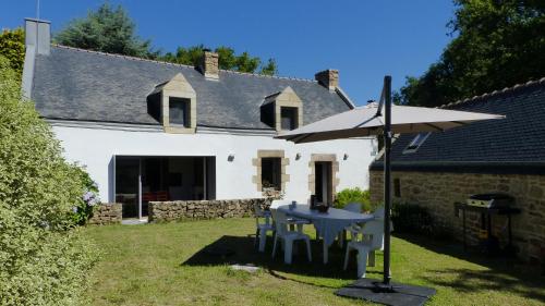 Belle longère en campagne à Larmor Baden