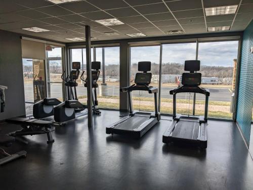 Fairfield by Marriott Inn & Suites Poplar Bluff - 피트니스 센터