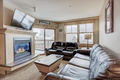 Silver Mill 8260 - 2Br-Walk to Slopes! Kids Ski Free! condo, Keystone