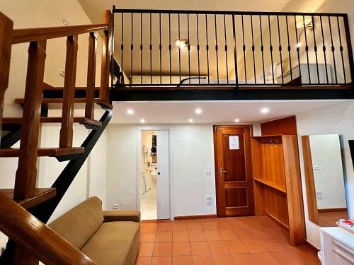 Double Room with Extra Bed image 6