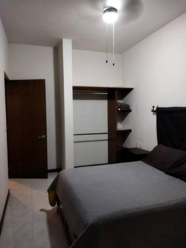 Casa totalmente nueva,2 cuartos 2 baños inmaculada