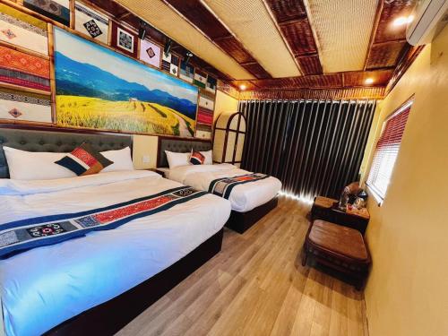 2 double beds