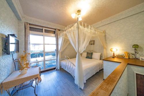 Riverbank in Wujie Township