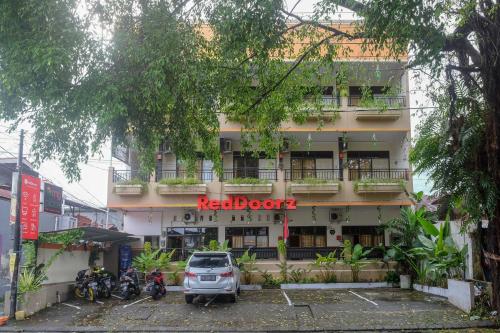 RedDoorz @ Jalan Pramuka Manado