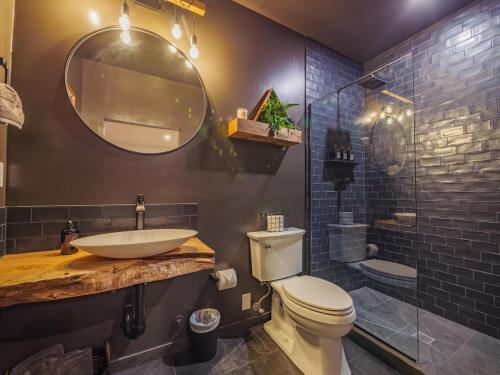 Winters Hideaway Suite in Ucluelet, Canada