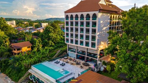 Chiangkhong Teak Garden Riverfront Onsen Hotel- SHA Extra Plus