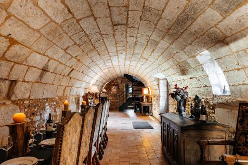 Banquet hall, LA MOTTE FEODALE luxury medieval MANOR rated 5 stars in Normandy in Surville