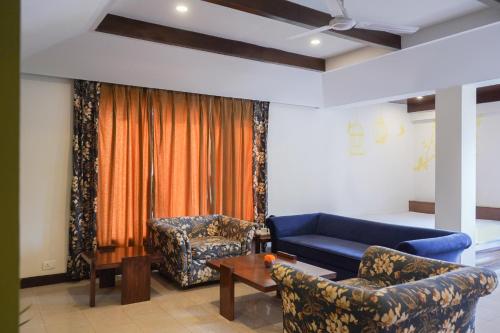 Country Inn Nature Resort Bhimtal