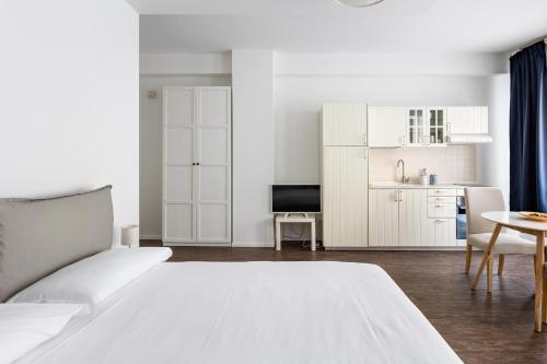 Largo Molina Studio III by Wonderful Italy in East Bologna