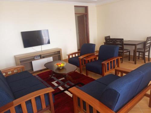 Double N Suites, 4F-S1