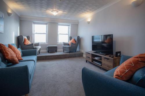 Picture of North Beach Heights - 3 Bedroom Penthouse - Tenby