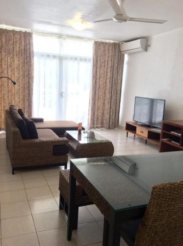 1 Bedroom Hibiscus Apartment  image 10