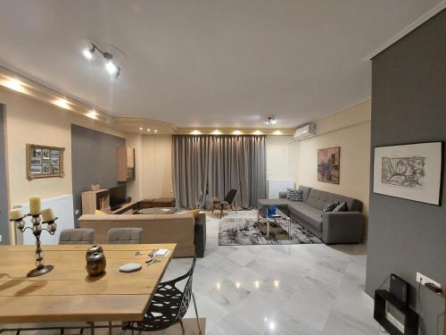 central luxury apartment