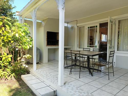 Holiday Home image 7
