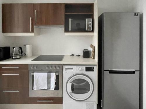 Modern & Charming @ Villas quarter! 7min to Center - Tap to explore photos
