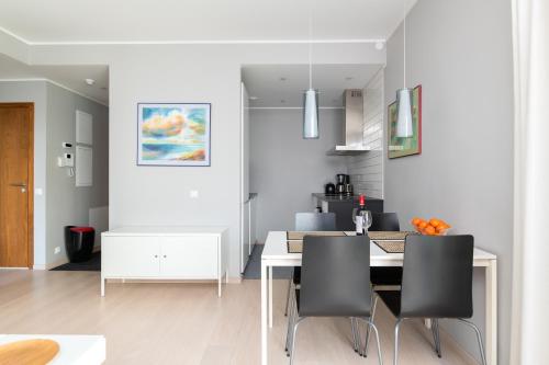 Free Parking, Quiet, One-bedroom at Kalamaja apartment, Tallinn (photo 5)