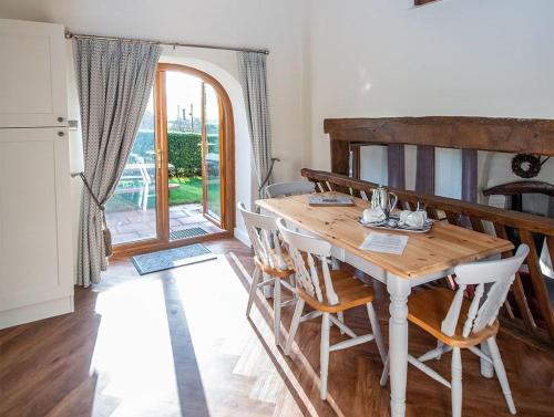 Viesnīcas āriene, Low Barn, Castle Carrock a luxury, chacterful cottage with 2 dogs welcome and wood burning stove in Castle Carrock