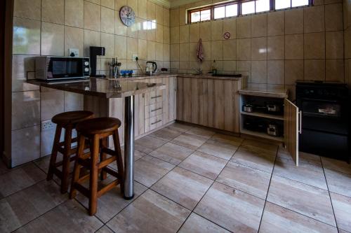 Invite Guest House - Self Catering Accommodation in Vanderbijlpark in Vanderbijlpark