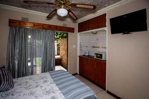 Invite Guest House Self Catering Accommodation