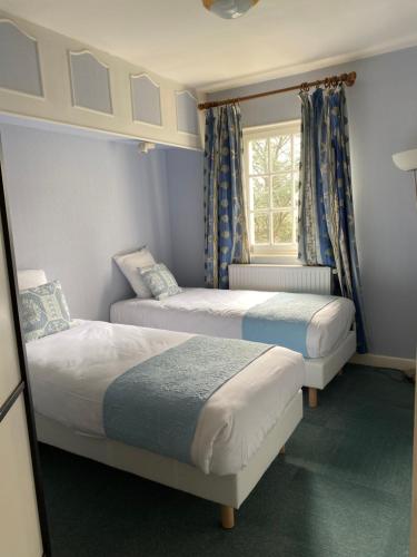 room detail thumbnail 0