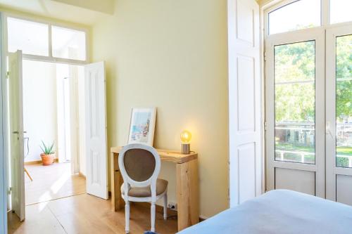 Casa St Yves - Sunny flat in Setúbal on Av Luisa Todi