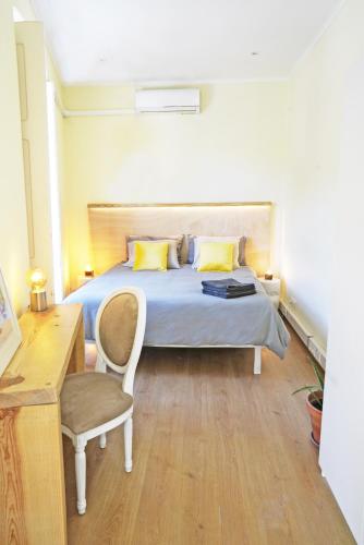 Casa St Yves - Sunny flat in Setúbal on Av Luisa Todi