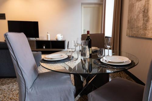 Deluxe Apartment room in HNN Luxury Apartments