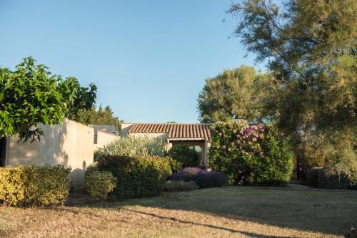 Garden, SOWELL RESIDENCES Les Lauriers Roses in Agde