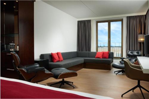 room detail thumbnail 0