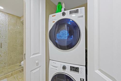 Grandview 407 - image 13