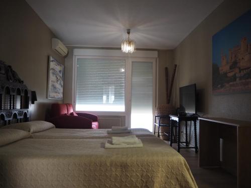 Hostal Acella - image 3