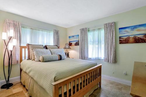 524 North Barfield Drive - image 12