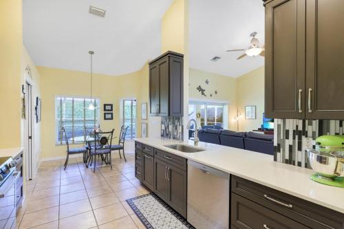 841 Seagrape Drive - image 13