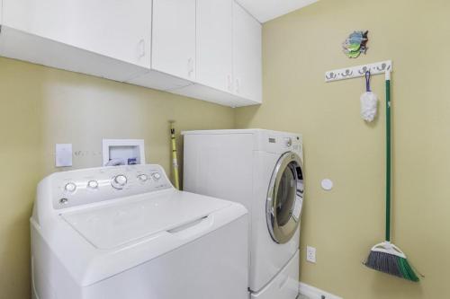 841 Seagrape Drive - image 6