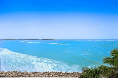 Belize 402 - image 11