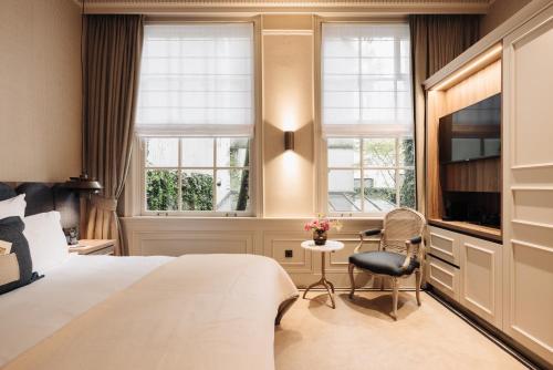room detail thumbnail 1