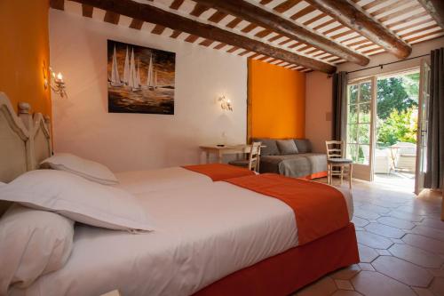 Camargue Twin Room